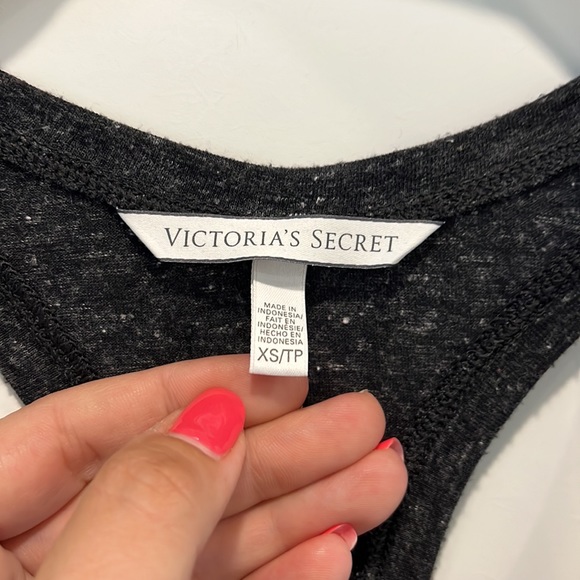 Victorias Secret tank top size extra small - Picture 5 of 7